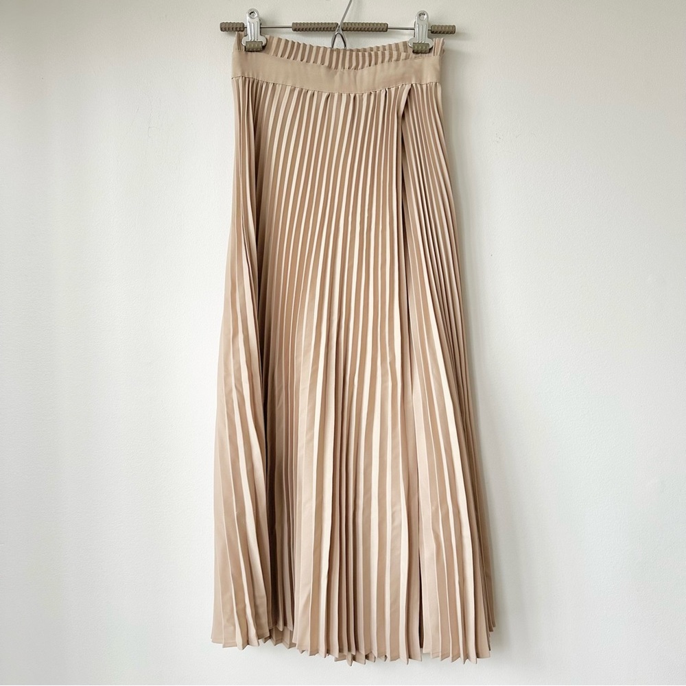ARITZIA | BABATON 1-01 SOBEL SKIRT PLEATED ASYMMETRICAL A-LINE MIDI SKIRT RARE